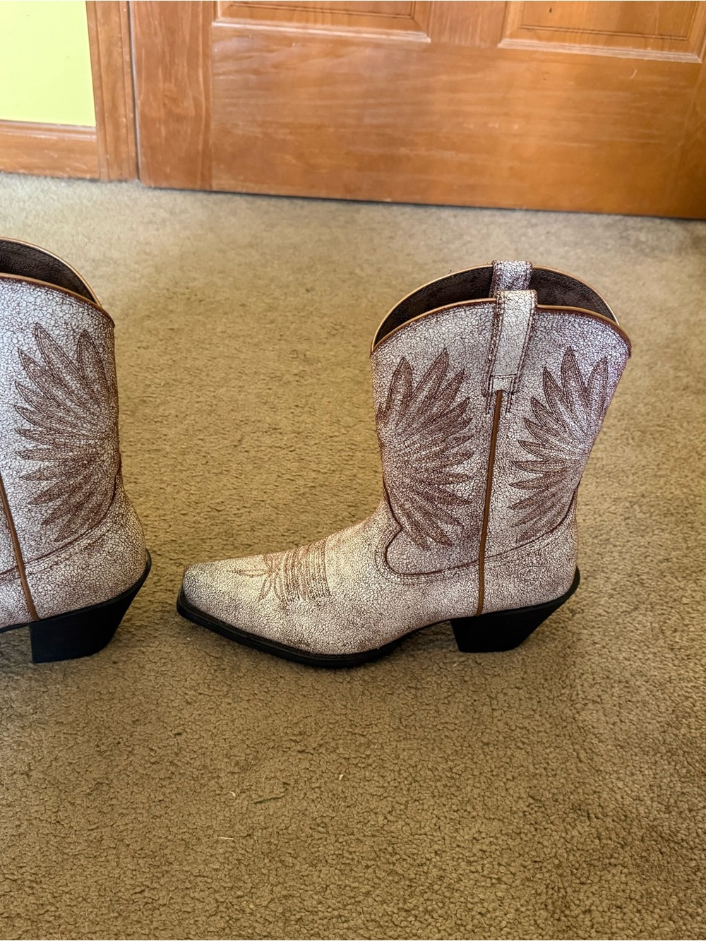 Ariat Distressed White Western Boots with Brown Trim - Picture 3 of 5